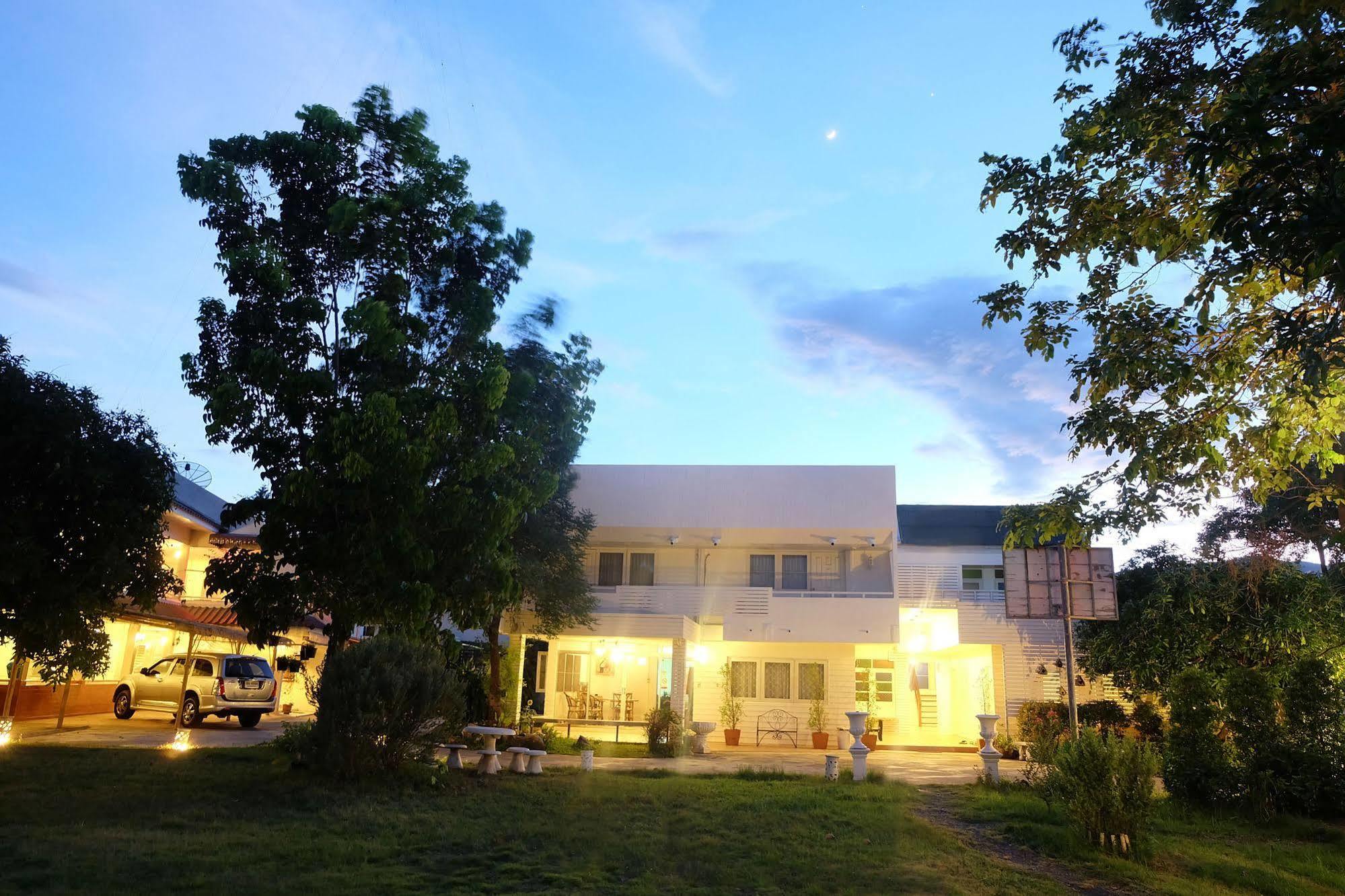 Udee Cozy Bed & Breakfast شيانغ ماي المظهر الخارجي الصورة
